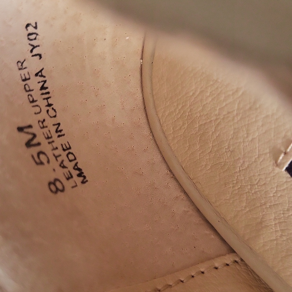 Nude Scalloped Tie Front Pumps - Picture 9 of 9